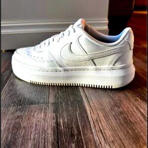 Nike Court Vision Alta
Women's Shoes